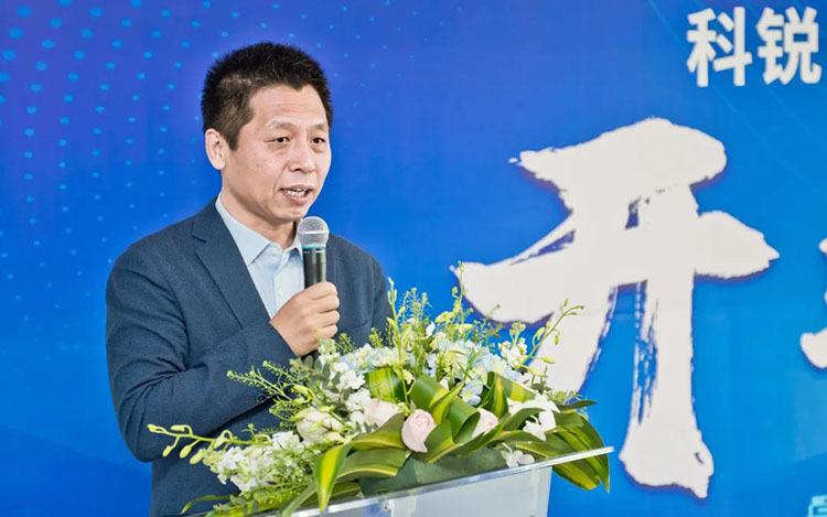 人力资源公司PG 国际董事长高勇代表企业发表致辞